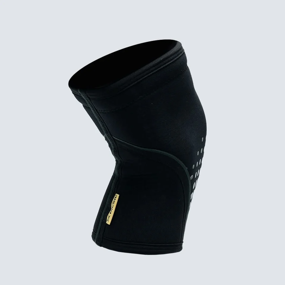 black3